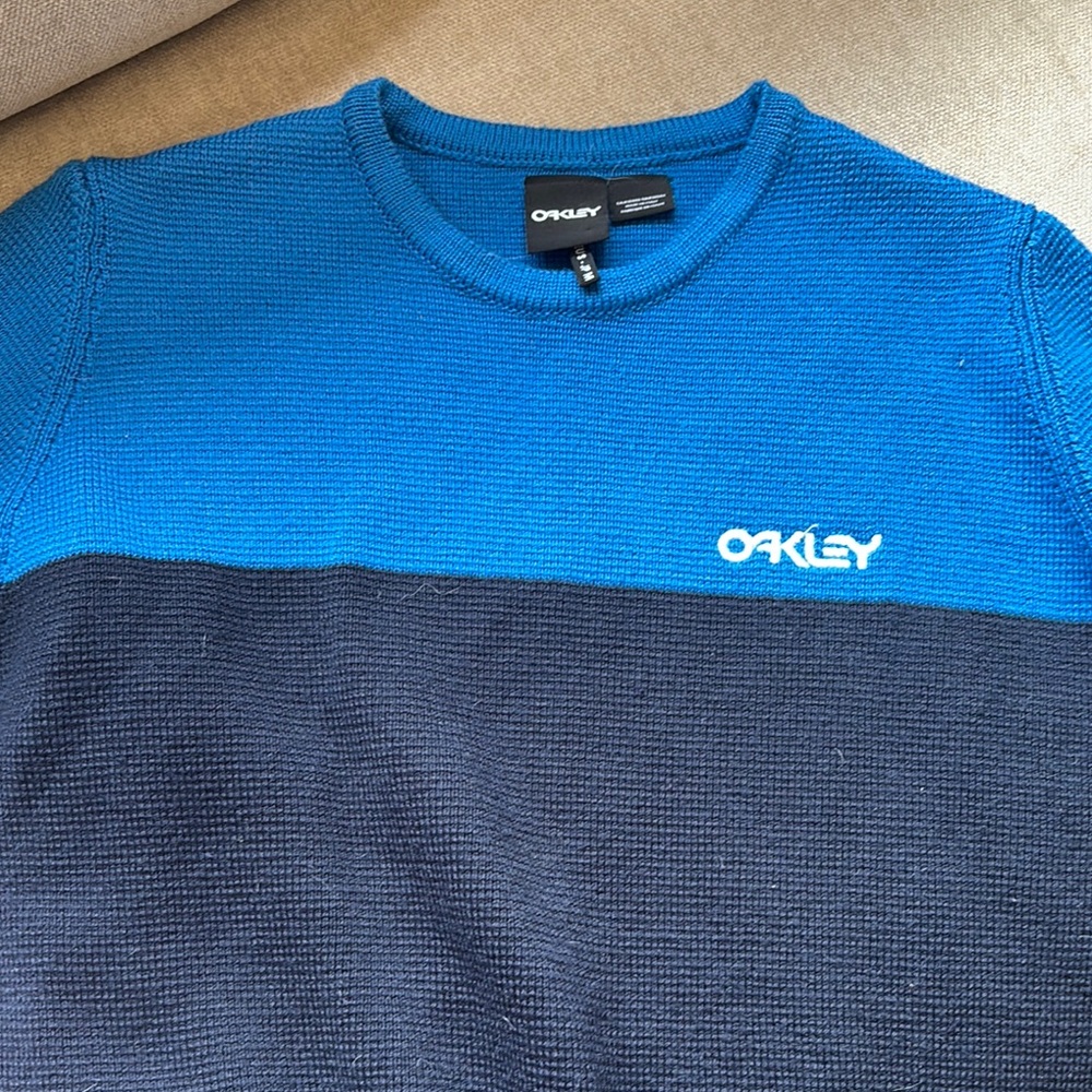 Oakley Crewneck Sweater Blue and Black Knit